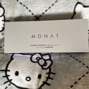 MONAT Steam Dream Straightening Iron, NEW IN BOX!